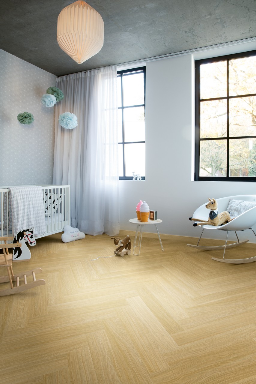 Serene oak medium natural