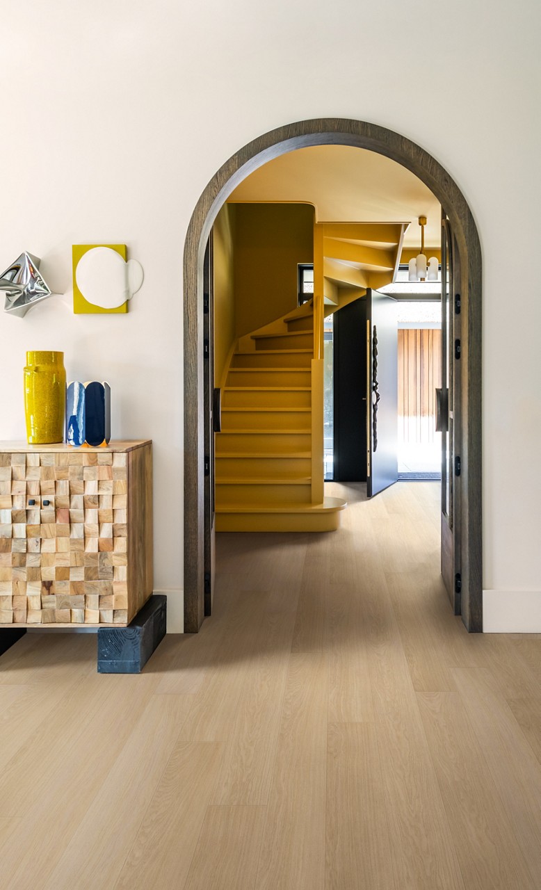 White varnished oak - Image 2