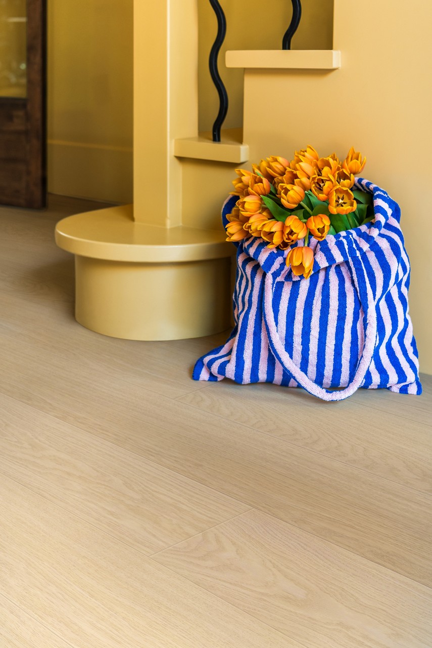 White varnished oak - Image 3