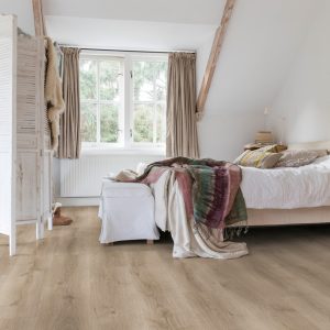 Desert oak brushed grey