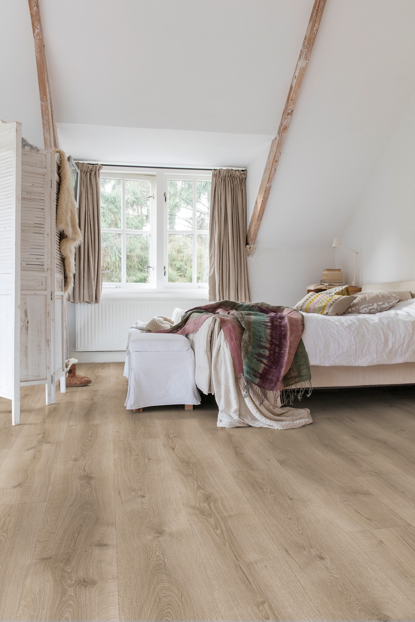 Desert oak brushed grey